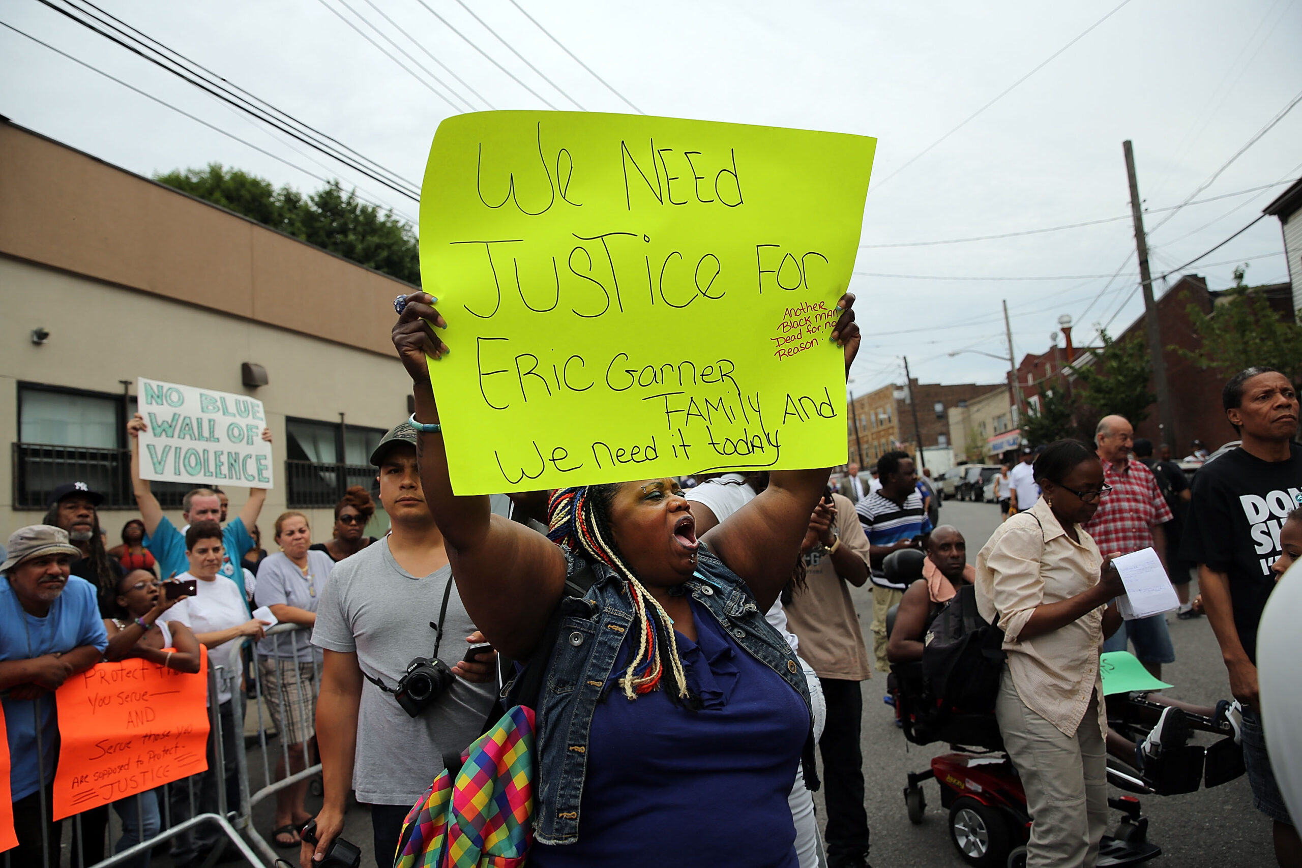 #CrimingWhileWhite Trends After No Indictment in Eric Garner Case