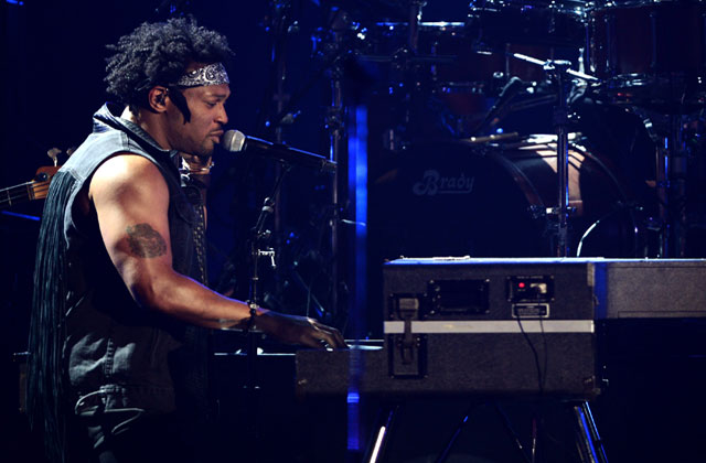 Ferguson Decision Prompted Early Release of D’Angelo’s ‘Black Messiah’