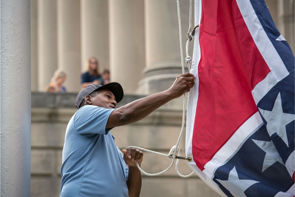 Mississippi Removed Its State Flag, But I Still See it Everywhere [Op-Ed]
