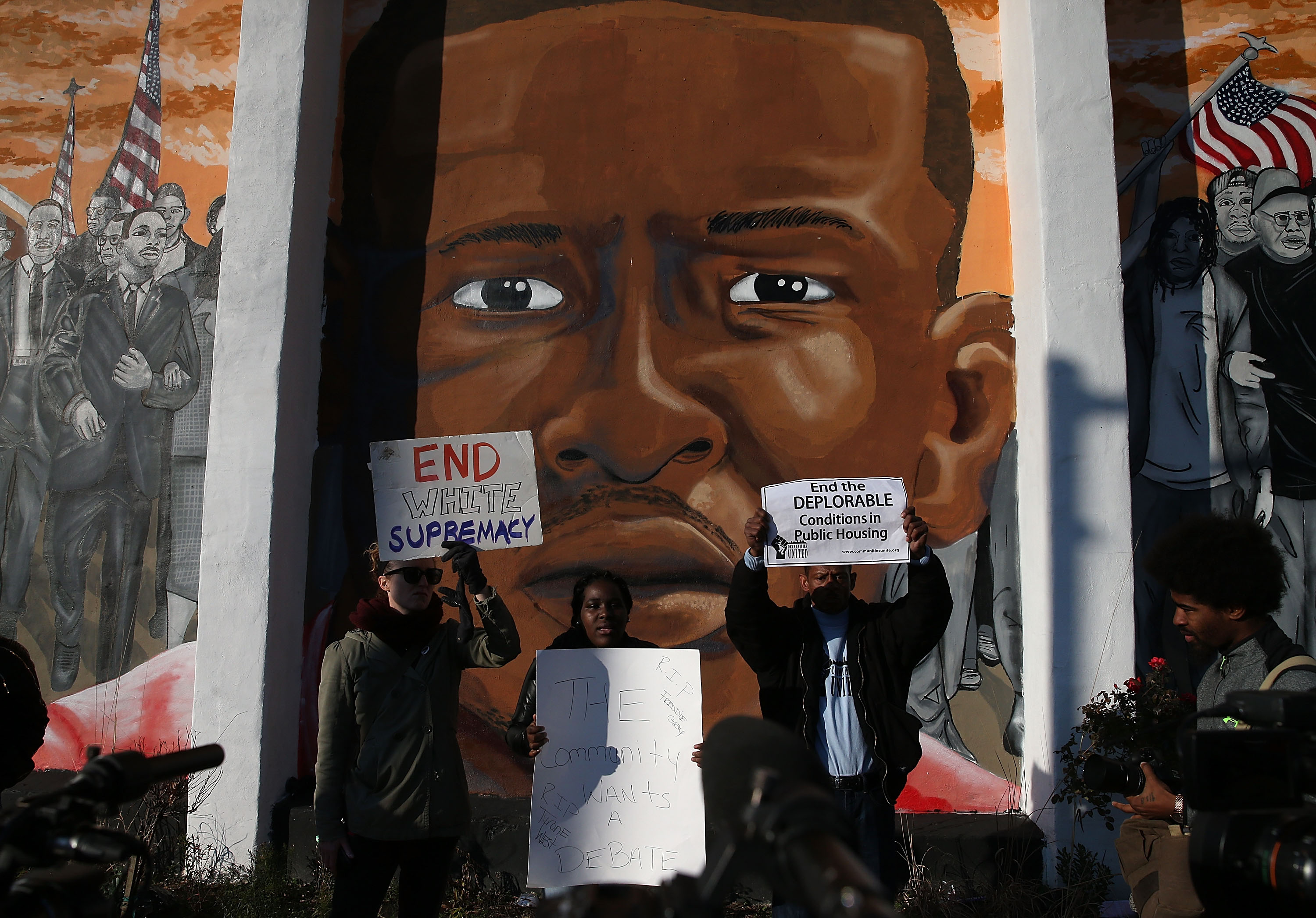 Mistrial for First Officer Tried in Death of Freddie Gray