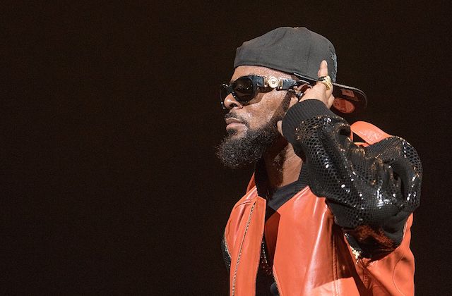 Seriously, Why Are Some of Us Still Defending R. Kelly?
