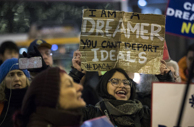 Dizzying Week of Dialogue Over Immigration Still Leaves Democrats and Republicans Far Apart