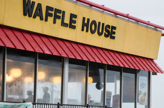Alabama Police Violently Arrest Black Woman at Waffle House