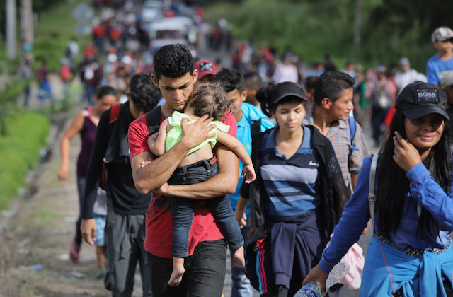 Mass Migration March Continues As Roughly 3,000 Hondurans Head for U.S. Border