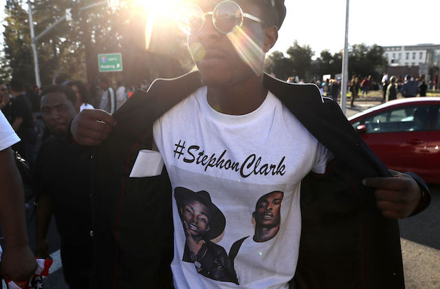 Police Arrest Protesters After No Charges for Officers Who Killed Stephon Clark