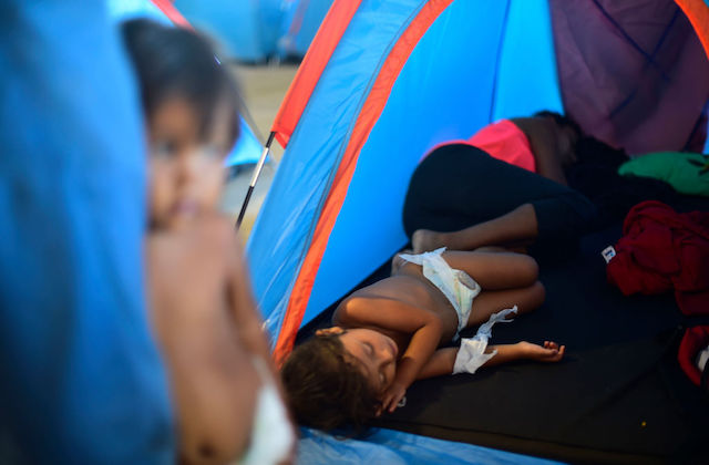 Pentagon to Build Tent Cities Near Border for 7,500 Migrants