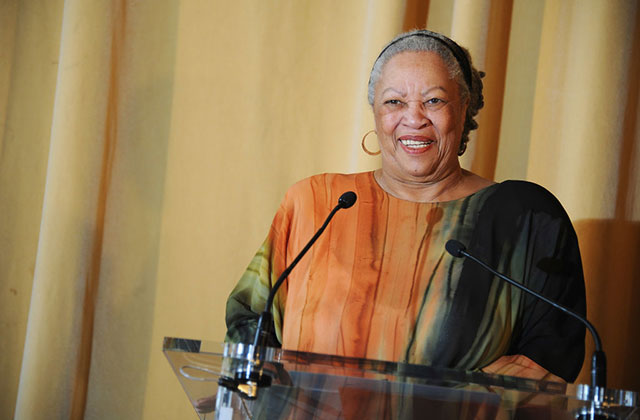 Toni Morrison Memorialized By More Than 3,000